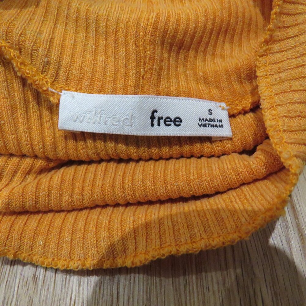 ARITZIA WILFRED Nova Ribbed Turtleneck Cropped Top in Orange Burst Small Y2K - Picture 13 of 14